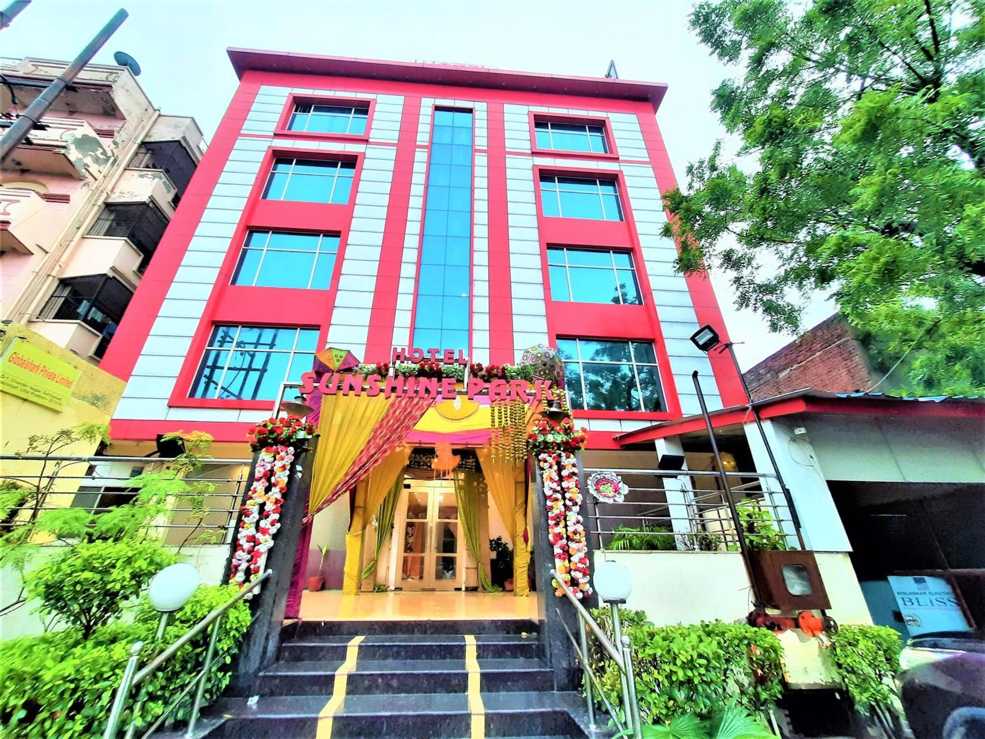 Hotel Sunshine Park -- Near Anand Vihar Terminal Ghaziabad Exterior foto